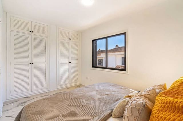 2 slaapkamer Villa te koop in Chayofa, Arona - € 389.000 (Ref: 8814833)