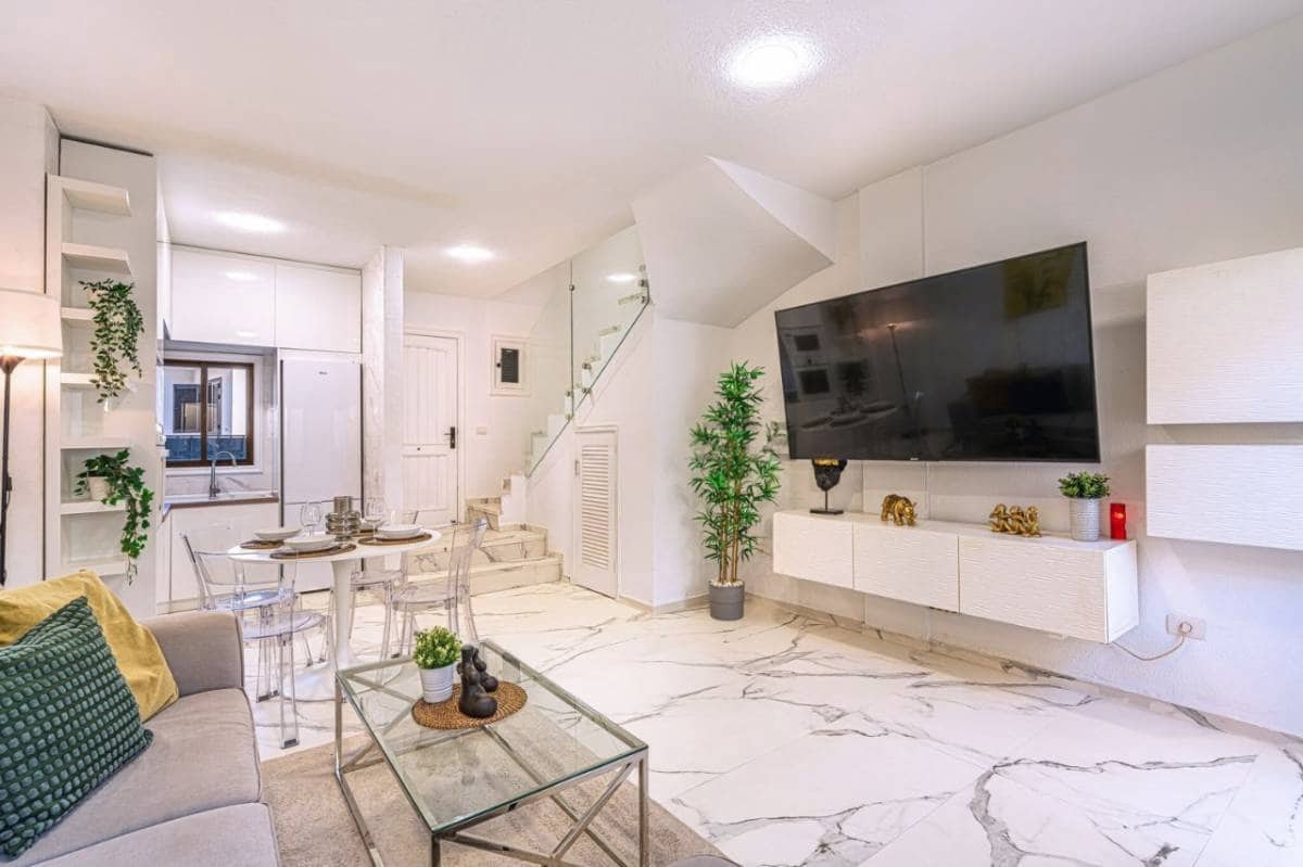 2 slaapkamer Villa te koop in Chayofa - € 389.000 (Ref: 8814833)