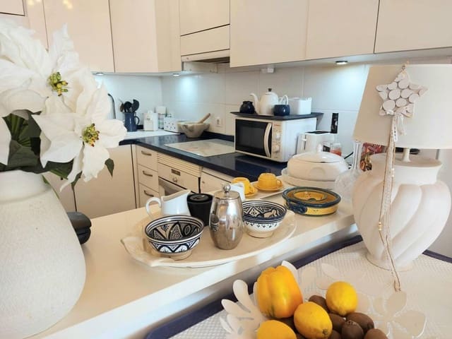 2 soveværelse Lejlighed til salg i Torviscas, Adeje - € 375.000 (Ref: 8814834)