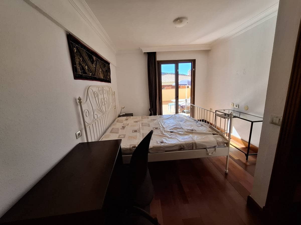 3 soveværelse Byhus til salg i El Madronal - € 459.000 (Ref: 8856657)