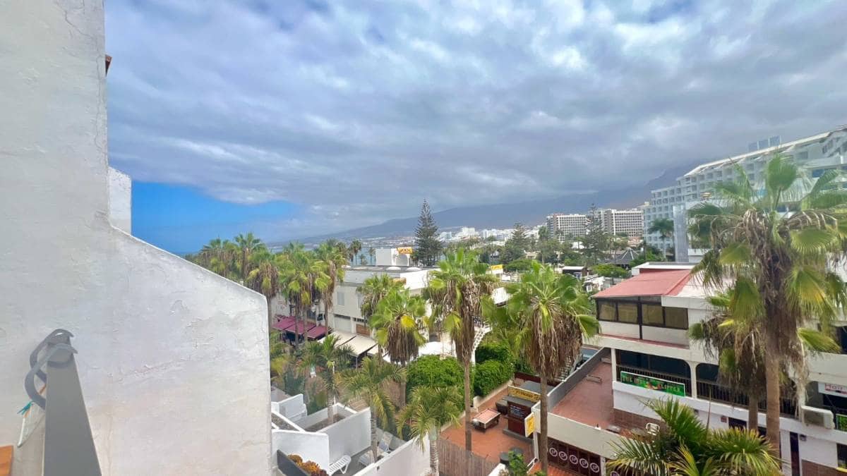 1 bedroom Apartment for sale in Playa de las Americas - € 370,000 (Ref: 8862121)