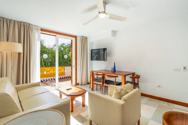 1 soveværelse Lejlighed til salg i Playa de las Americas, Arona - € 441.000 (Ref: 8862123)