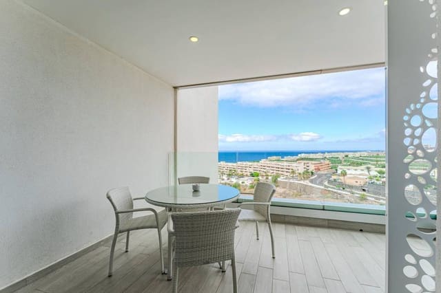 2 soveværelse Lejlighed til salg i Playa Paraiso, Adeje - € 495.000 (Ref: 8898085)