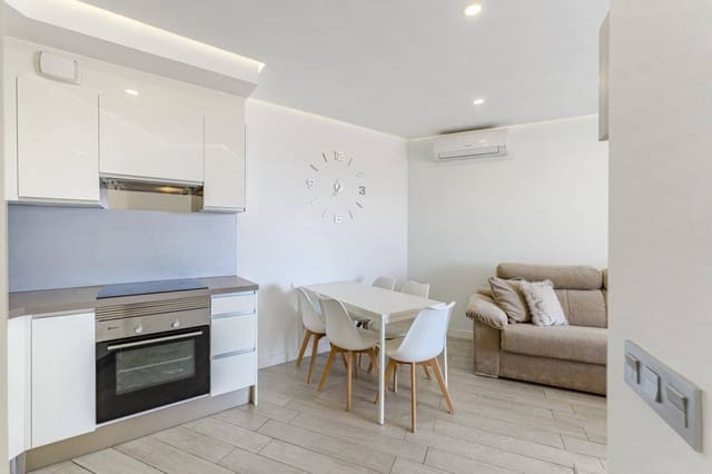 2 soveværelse Lejlighed til salg i Playa Paraiso, Adeje - € 495.000 (Ref: 8898085)