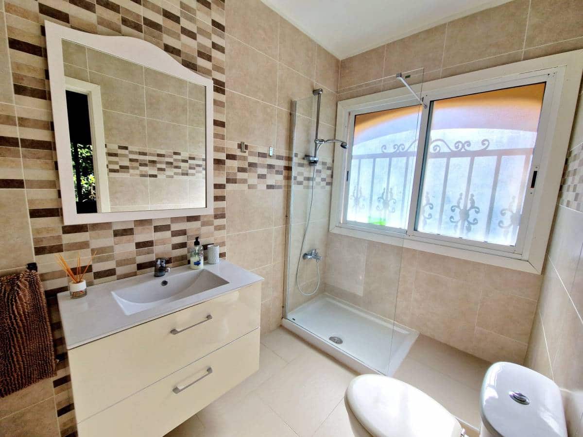 3 bedroom Villa for sale in Callao Salvaje - € 785,000 (Ref: 8904019)