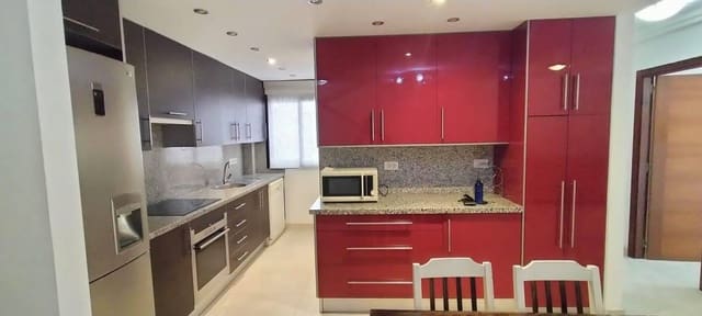 Ático de 3 habitaciones en Casco Urbano, Adeje en venta - 390.000 € (Ref: 8911914)