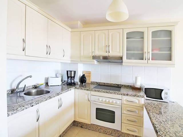 2 soveværelse Lejlighed til salg i Playa Paraiso, Adeje - € 295.000 (Ref: 8912267)