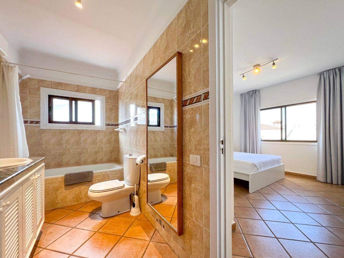 4 soveværelse Villa til salg i Callao Salvaje - € 875.000 (Ref: 8913584)