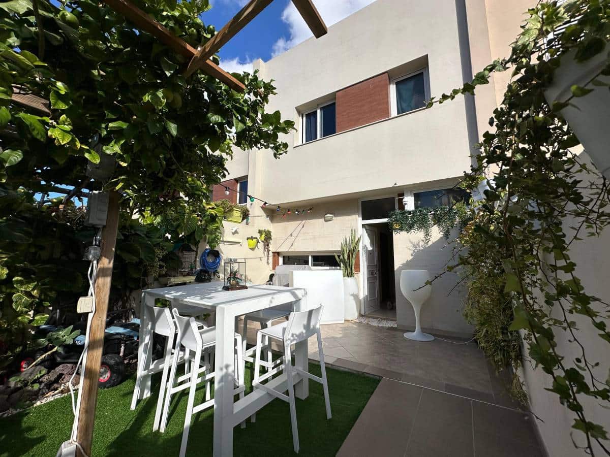 3 soveværelse Byhus til salg i Los Cristianos - € 690.000 (Ref: 8925345)