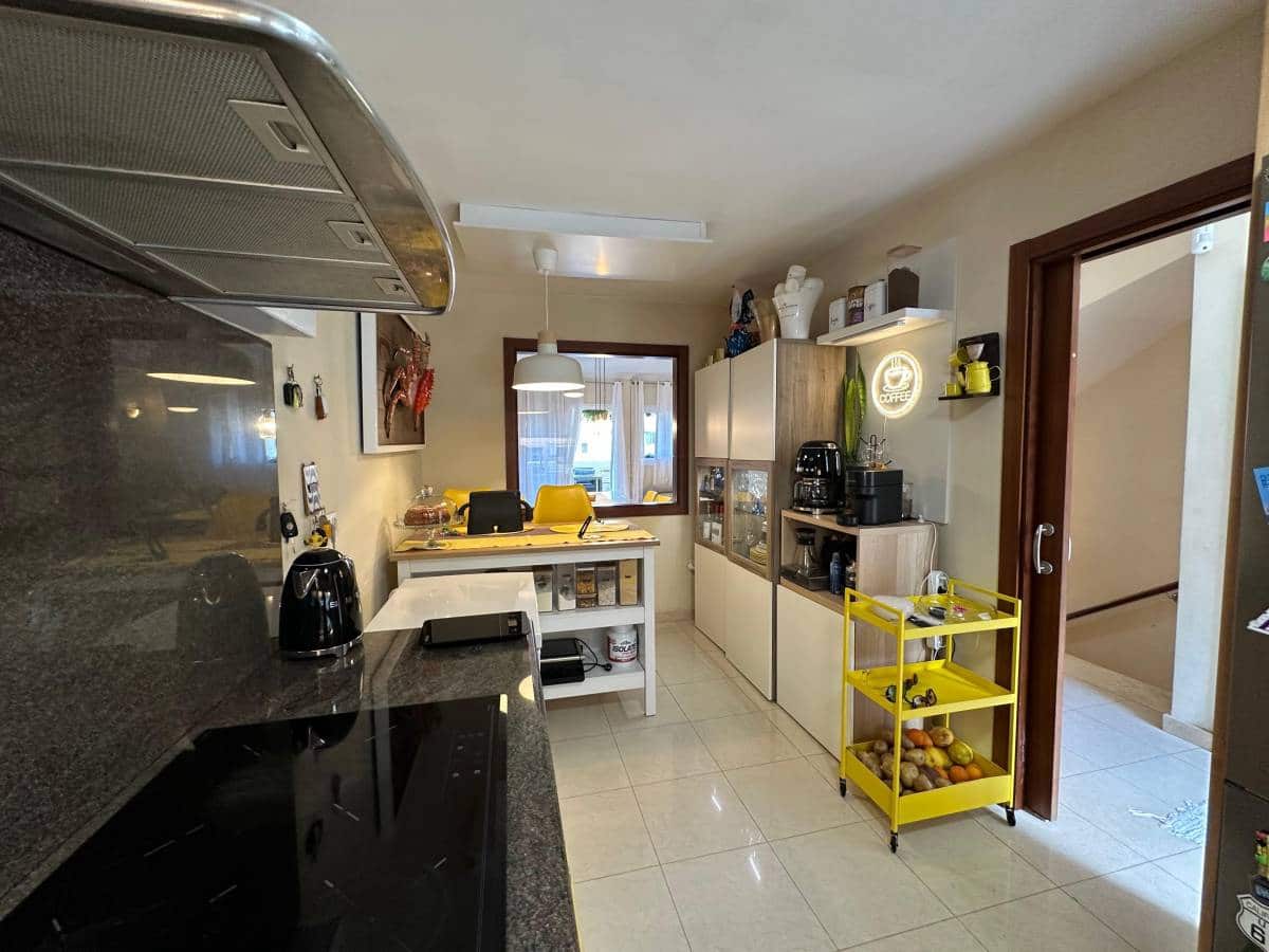 3 soveværelse Byhus til salg i Los Cristianos - € 690.000 (Ref: 8925345)