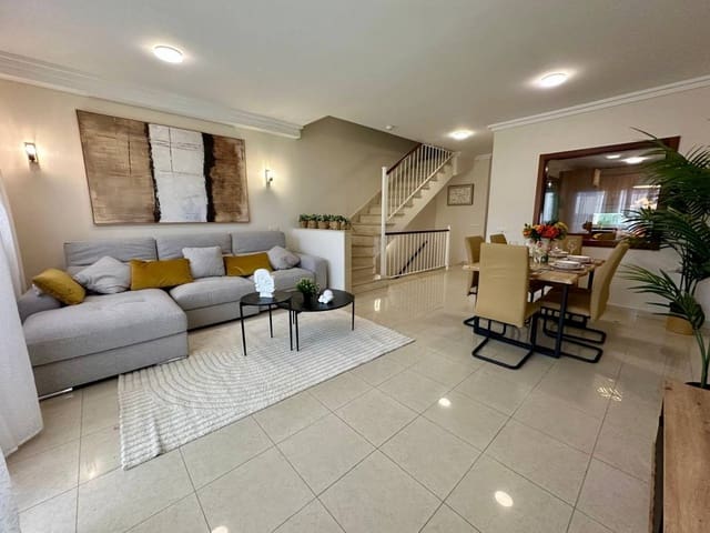 3 sypialnia Dom na sprzedaż w Los Cristianos, Arona - 690 000 € (Ref: 8925345)