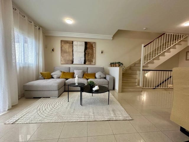 3 sypialnia Dom na sprzedaż w Los Cristianos, Arona - 690 000 € (Ref: 8925345)