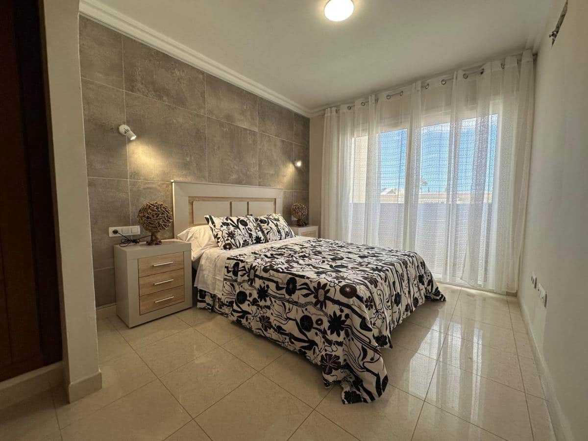 4 bedroom Townhouse for sale in Los Cristianos - € 690,000 (Ref: 8925345)