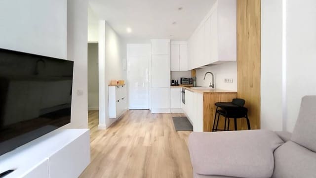 2 bedroom Apartment for sale in Los Cristianos, Arona - € 350,000 (Ref: 8928376)