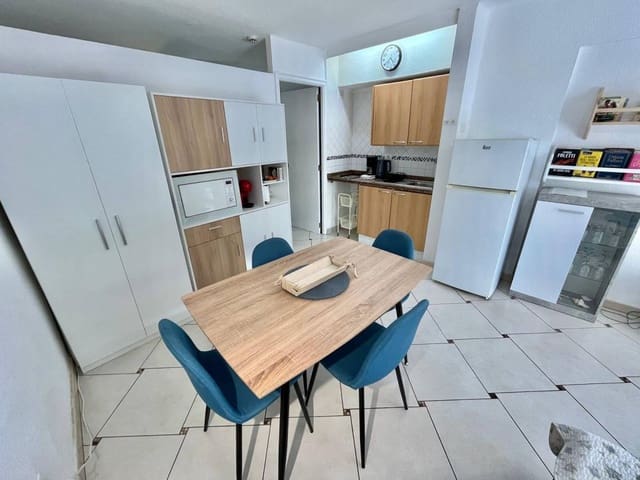 1 quarto Apartamento para venda em San Eugenio Bajo, Adeje - 250 000 € (Ref: 8947389)