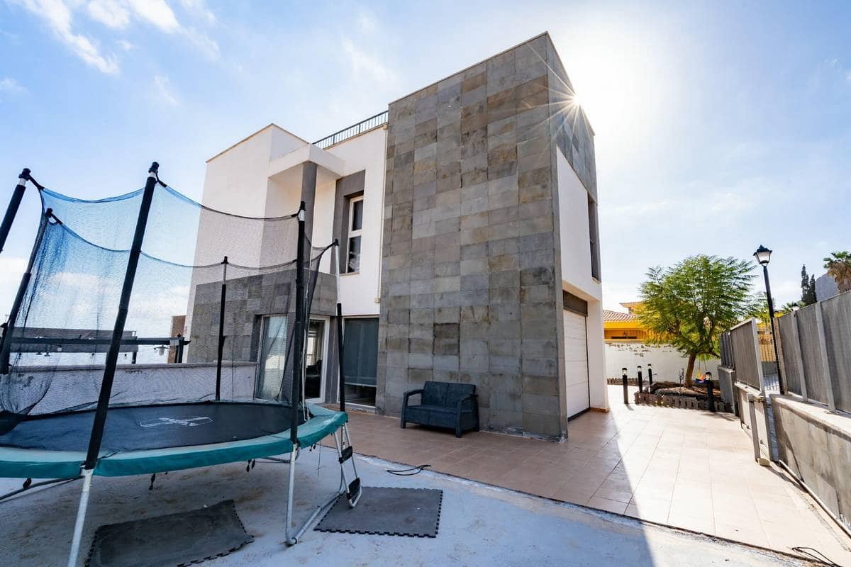 3 soveværelse Villa til salg i Valle de San Lorenzo - € 947.500 (Ref: 8952142)