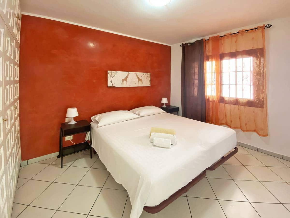 Apartment for sale in Costa Adeje - € 270,000 (Ref: 8967265)