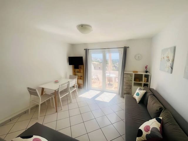 Leilighet til salgs i San Eugenio Alto, Adeje - € 270 000 (Ref: 8967265)