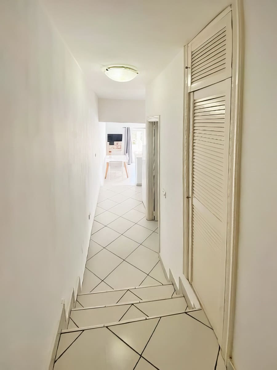 Apartment for sale in Costa Adeje - € 270,000 (Ref: 8967265)