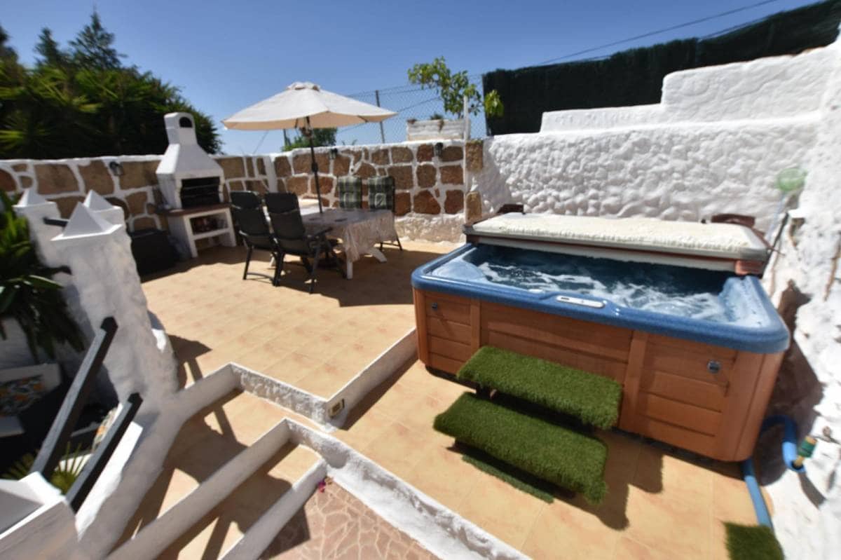 5 slaapkamer Finca/Landhuis te koop in El Roque - € 370.000 (Ref: 8969294)