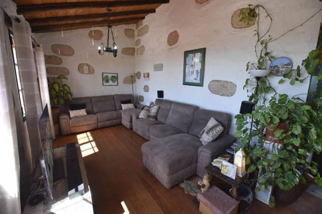 5 sovrum Finca/Hus på landet till salu i El Roque, San Miguel de Abona - 370 000 € (Ref: 8969294)