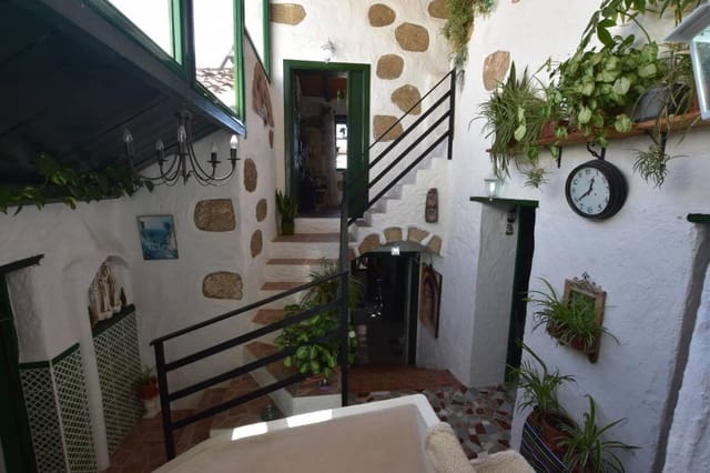 5 sovrum Finca/Hus på landet till salu i El Roque, San Miguel de Abona - 370 000 € (Ref: 8969294)