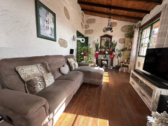 5 sovrum Finca/Hus på landet till salu i El Roque, San Miguel de Abona - 370 000 € (Ref: 8969294)