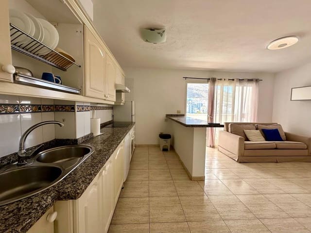 2 soveværelse Penthouse til salg i Los Cristianos, Arona - € 390.000 (Ref: 8981851)