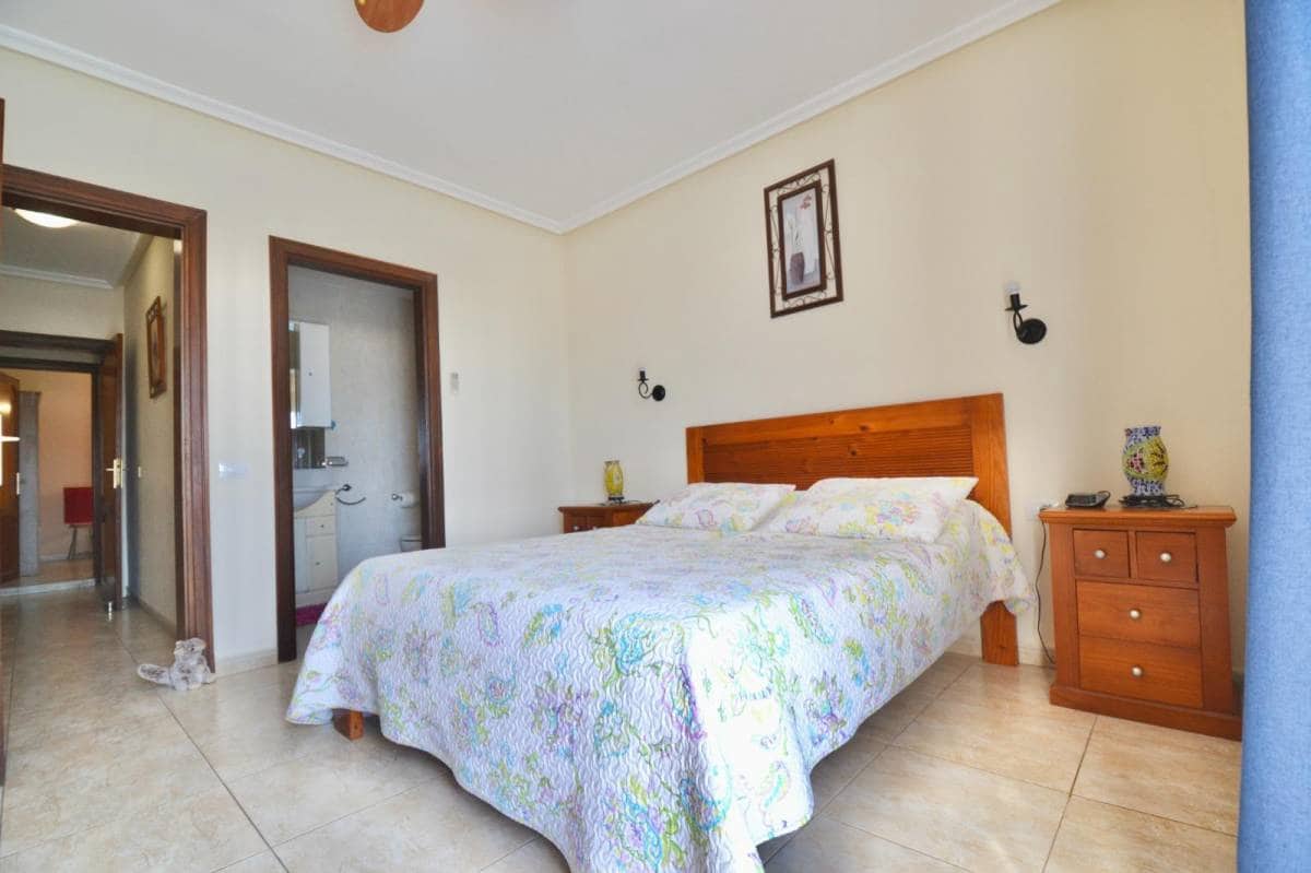 4 soveværelse Villa til salg i Callao Salvaje - € 890.000 (Ref: 8990134)