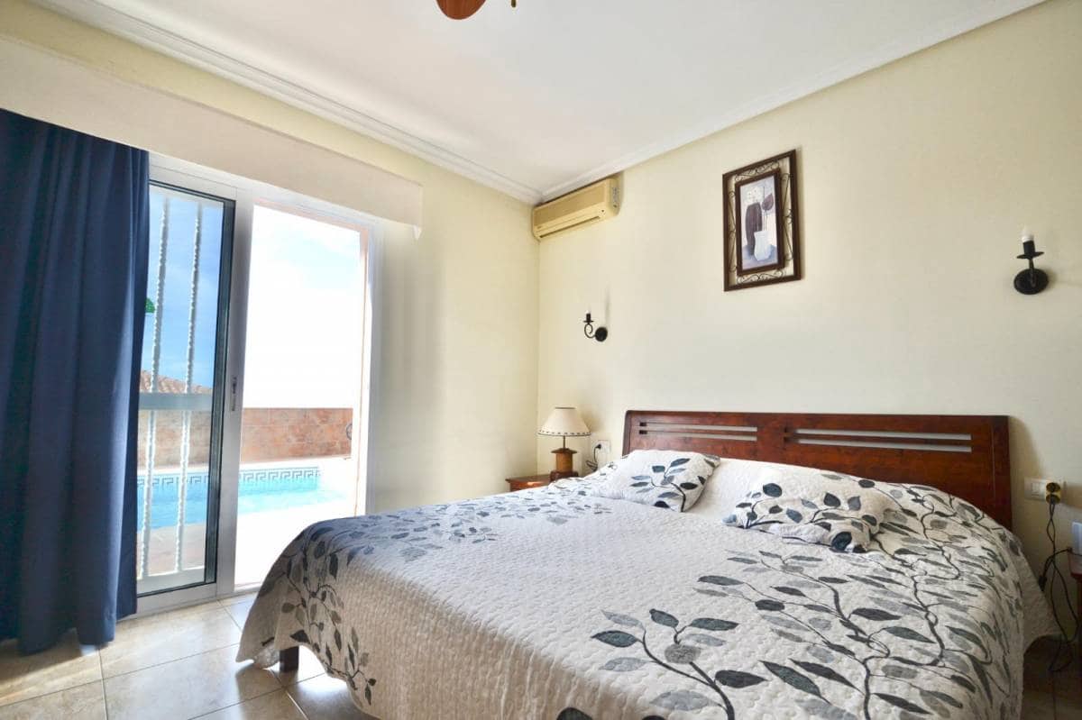 4 soveværelse Villa til salg i Callao Salvaje - € 890.000 (Ref: 8990134)