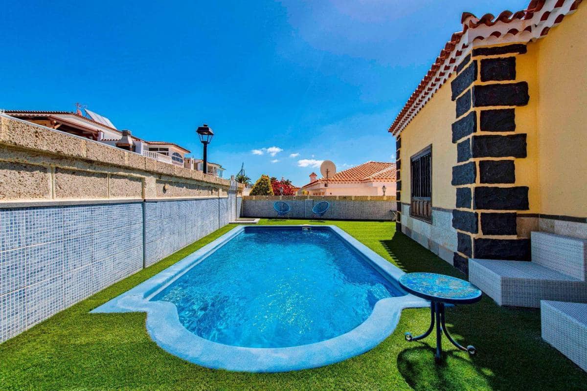 3 soveværelse Villa til salg i Chayofa - € 827.000 (Ref: 9000366)