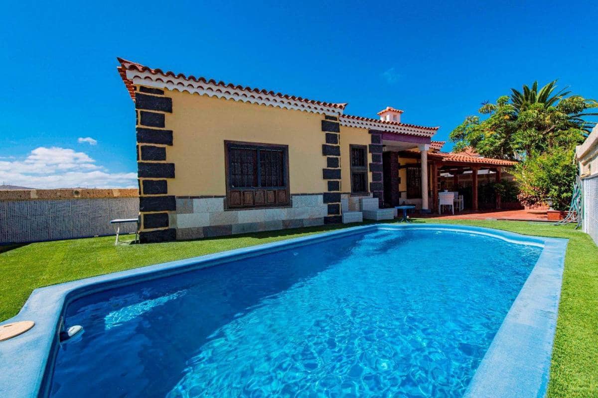 3 soveværelse Villa til salg i Chayofa - € 827.000 (Ref: 9000366)