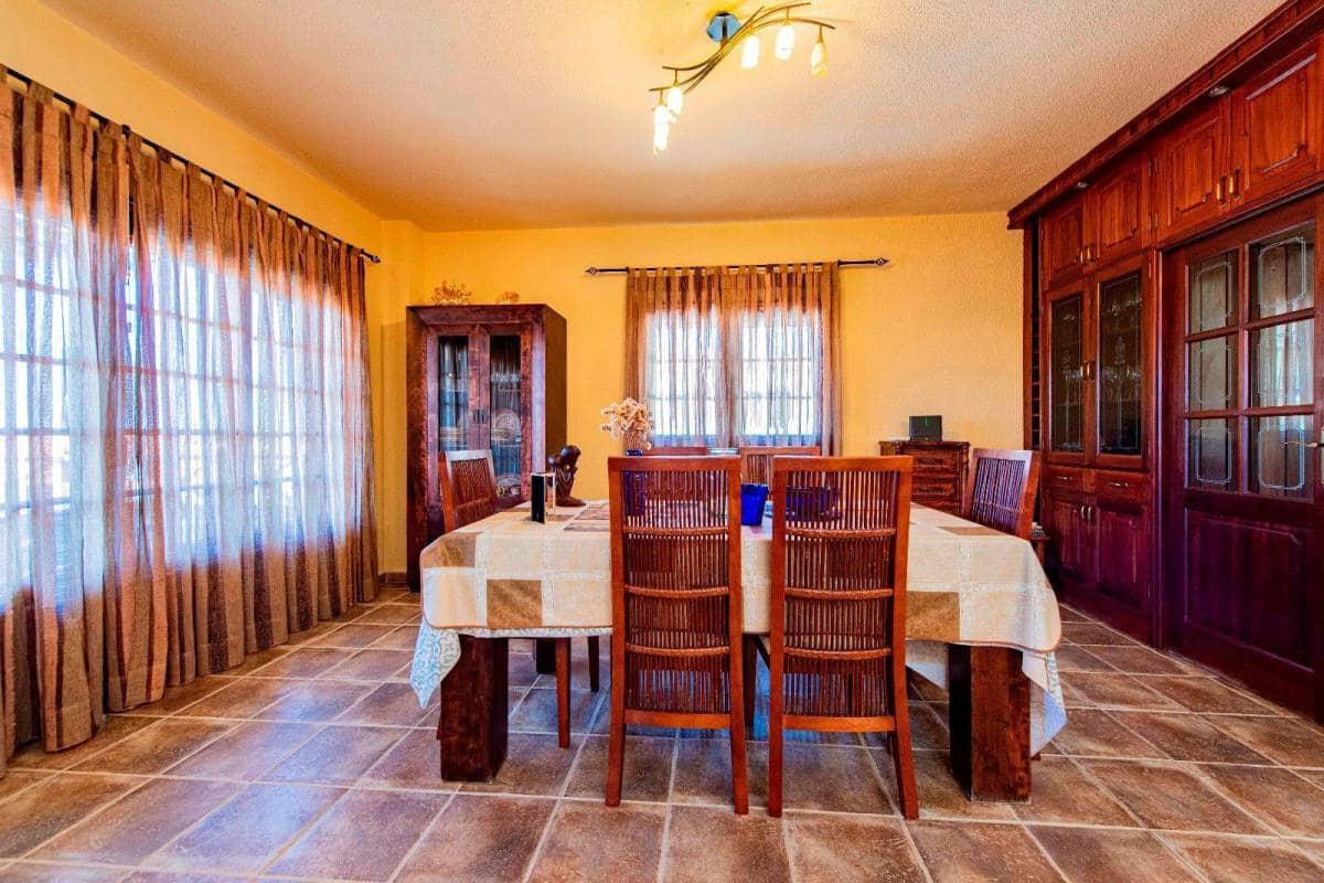 3 soveværelse Villa til salg i Chayofa - € 827.000 (Ref: 9000366)