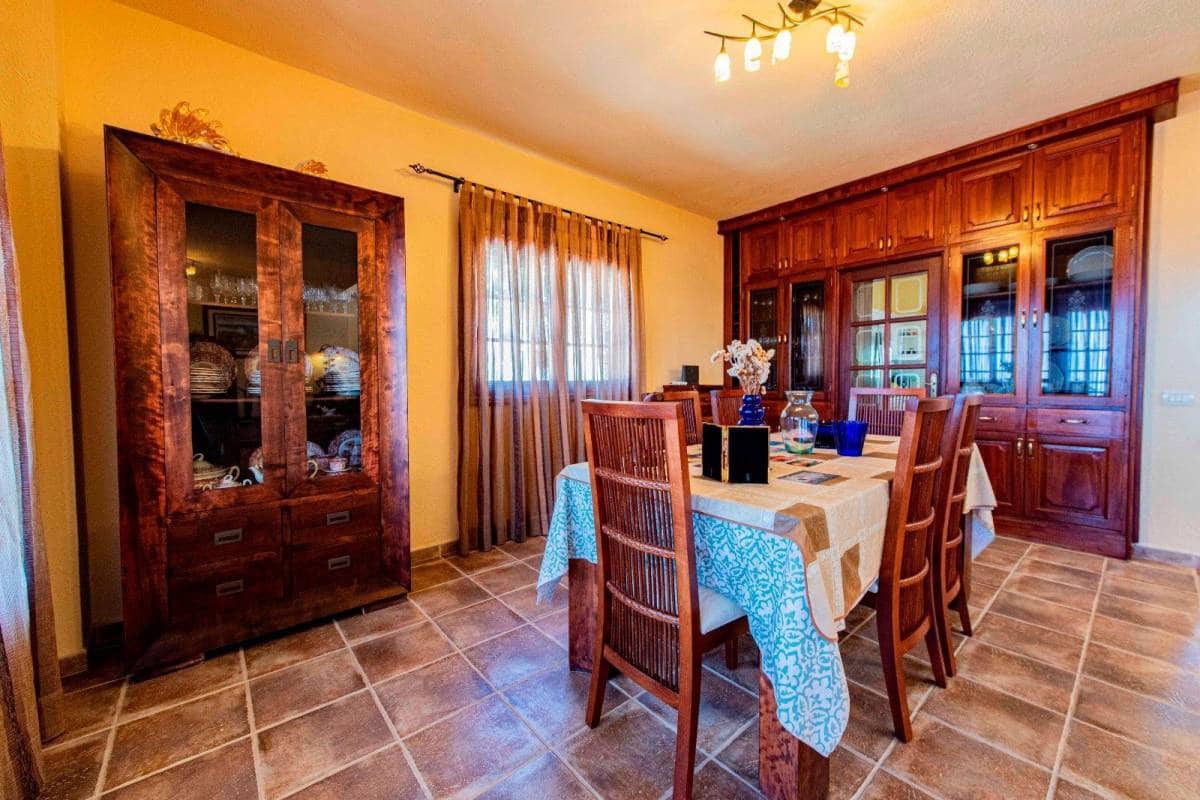 3 soveværelse Villa til salg i Chayofa - € 827.000 (Ref: 9000366)