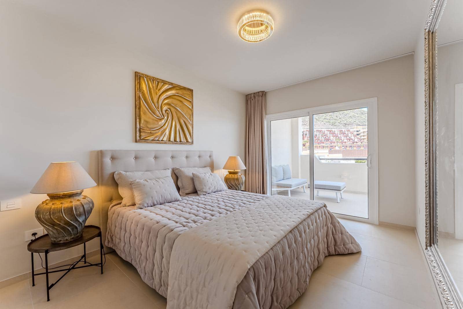 2 soveværelse Penthouse til salg i Torviscas med swimmingpool garage - € 650.000 (Ref: 9016404)