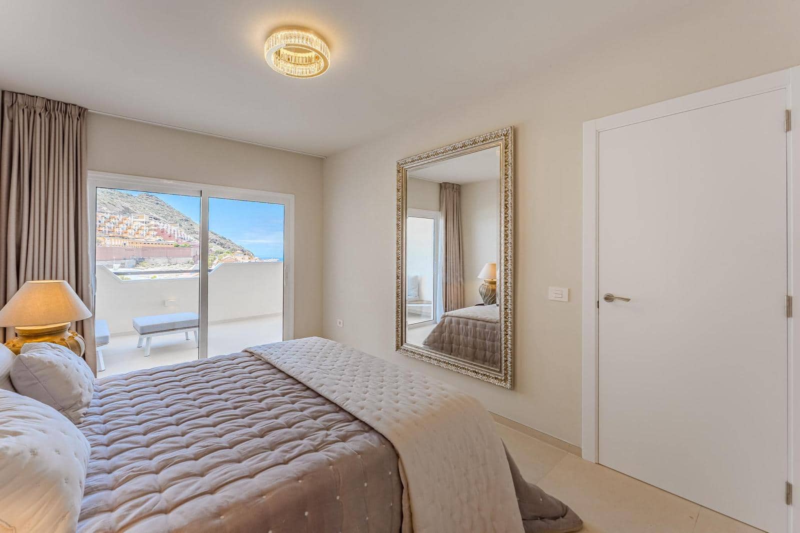 2 soveværelse Penthouse til salg i Torviscas med swimmingpool garage - € 650.000 (Ref: 9016404)