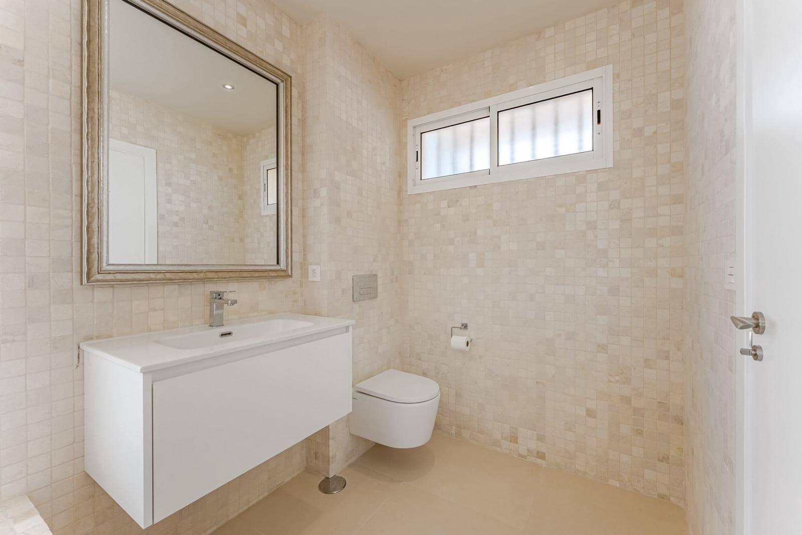 2 soveværelse Penthouse til salg i Torviscas med swimmingpool garage - € 650.000 (Ref: 9016404)