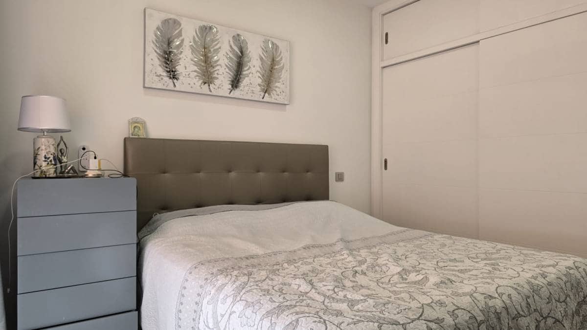 3 bedroom Apartment for sale in Alcala - € 370,000 (Ref: 9041381)