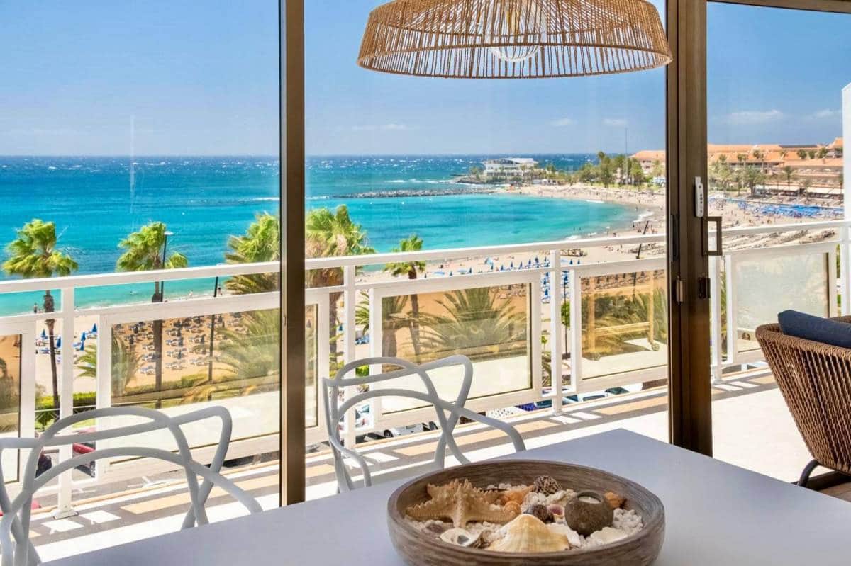 2 bedroom Apartment for sale in Los Cristianos - € 750,000 (Ref: 9041382)