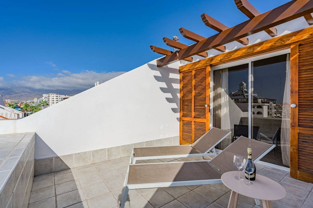 1 bedroom Apartment for sale in Playa de las Americas - € 535,000 (Ref: 9046381)