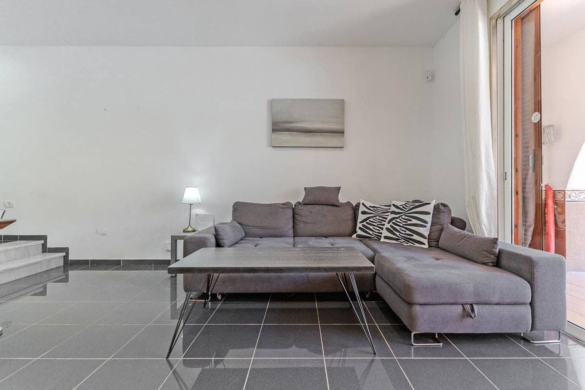 3 sovrum Villa till salu i Playa de las Americas - 1 590 000 € (Ref: 9046382)