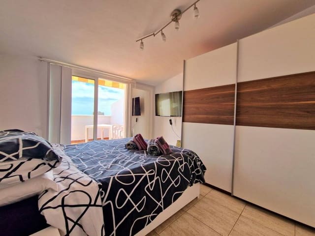 3 soveværelse Penthouse til salg i Los Cristianos, Arona - € 399.000 (Ref: 9064294)