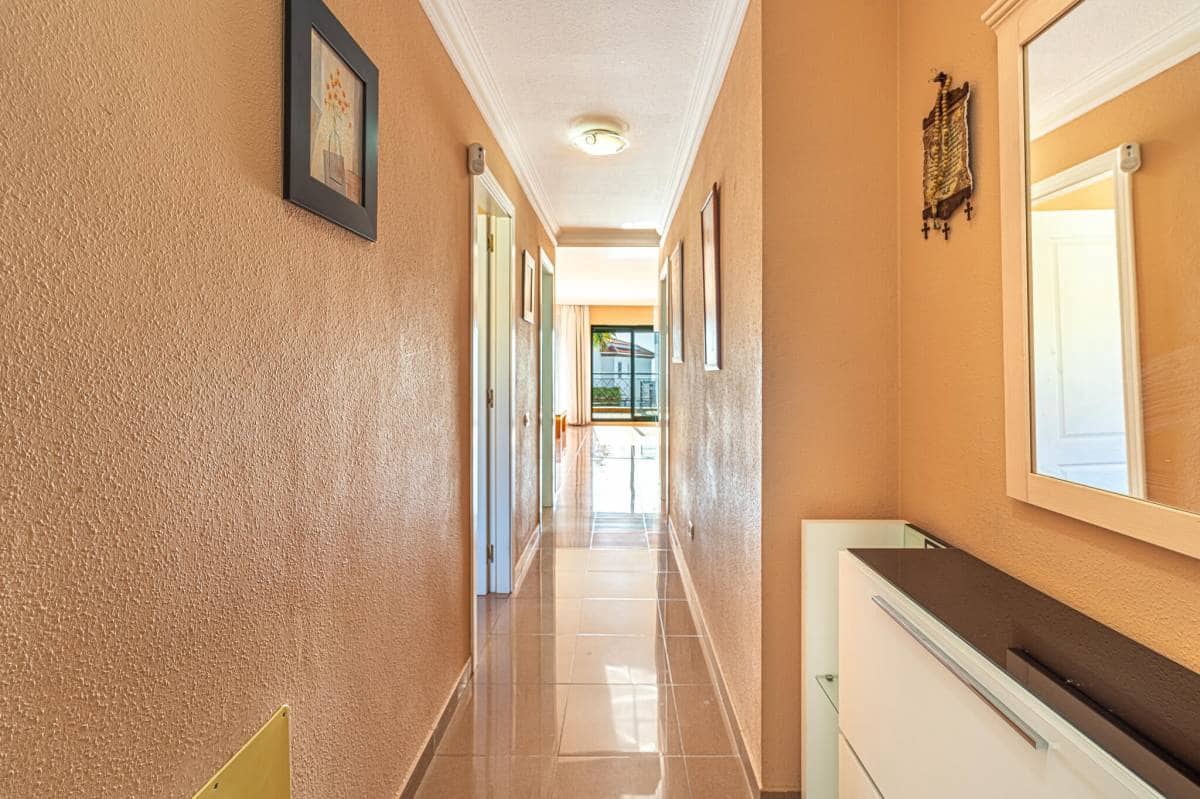 3 soveværelse Lejlighed til salg i Playa del Duque - € 849.000 (Ref: 9109638)