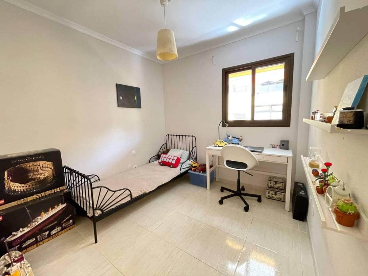 3 soveværelse Lejlighed til salg i Parque de la Reina - € 269.000 (Ref: 9141277)