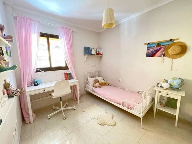 3 soveværelse Lejlighed til salg i Parque de la Reina, Arona - € 269.000 (Ref: 9141277)