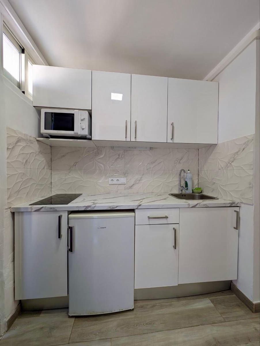 Leilighet til salgs i Costa Adeje - € 220 000 (Ref: 9158330)