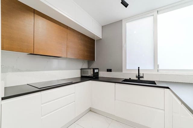 3 soveværelse Byhus til salg i Las Chafiras (San Miguel), San Miguel de Abona - € 420.000 (Ref: 9168946)