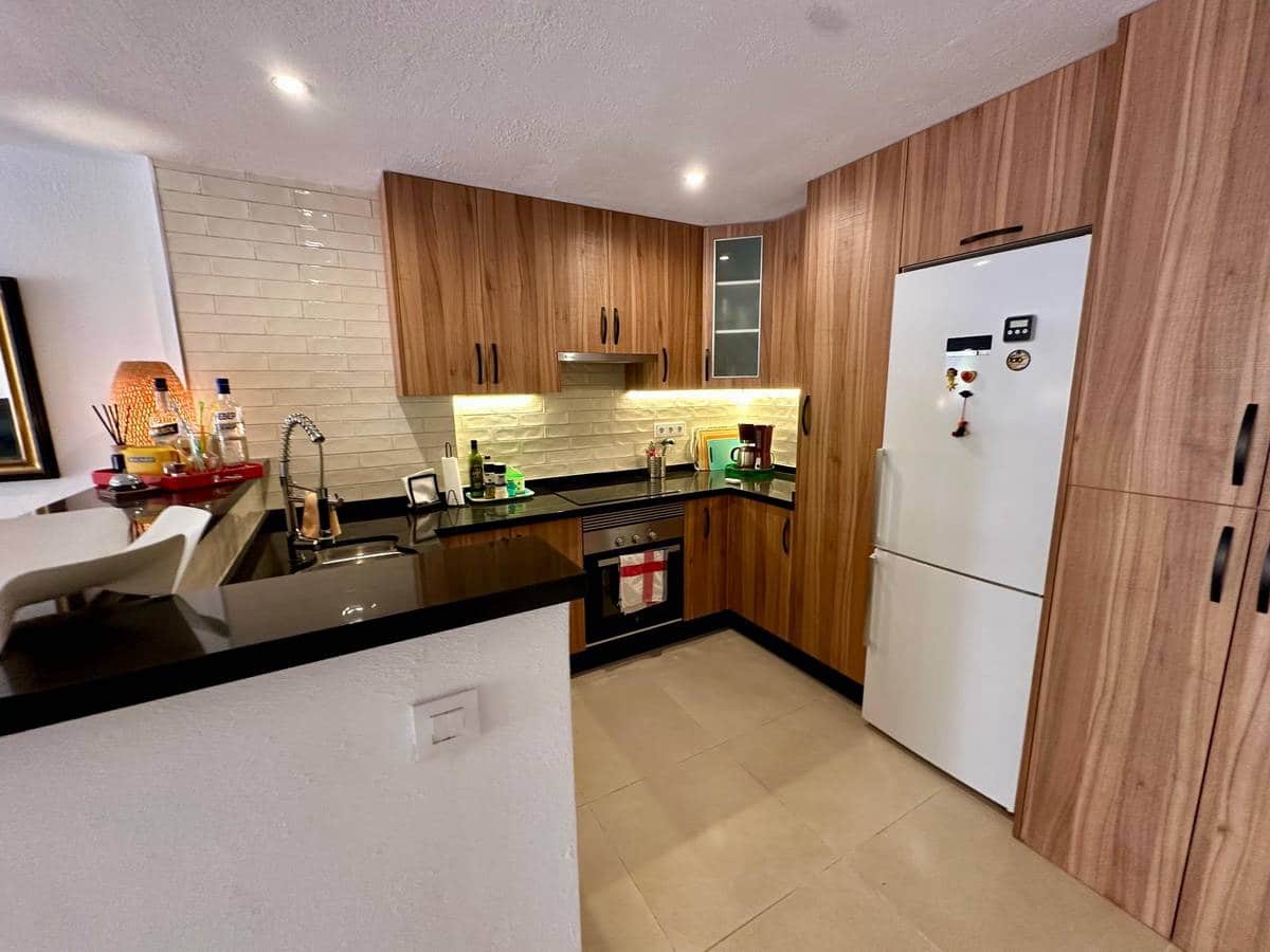 2 soveværelse Byhus til salg i Los Cristianos - € 495.000 (Ref: 9180094)