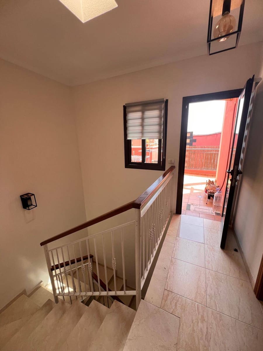 4 soverom Hus til salgs i Adeje - € 575 000 (Ref: 9181835)