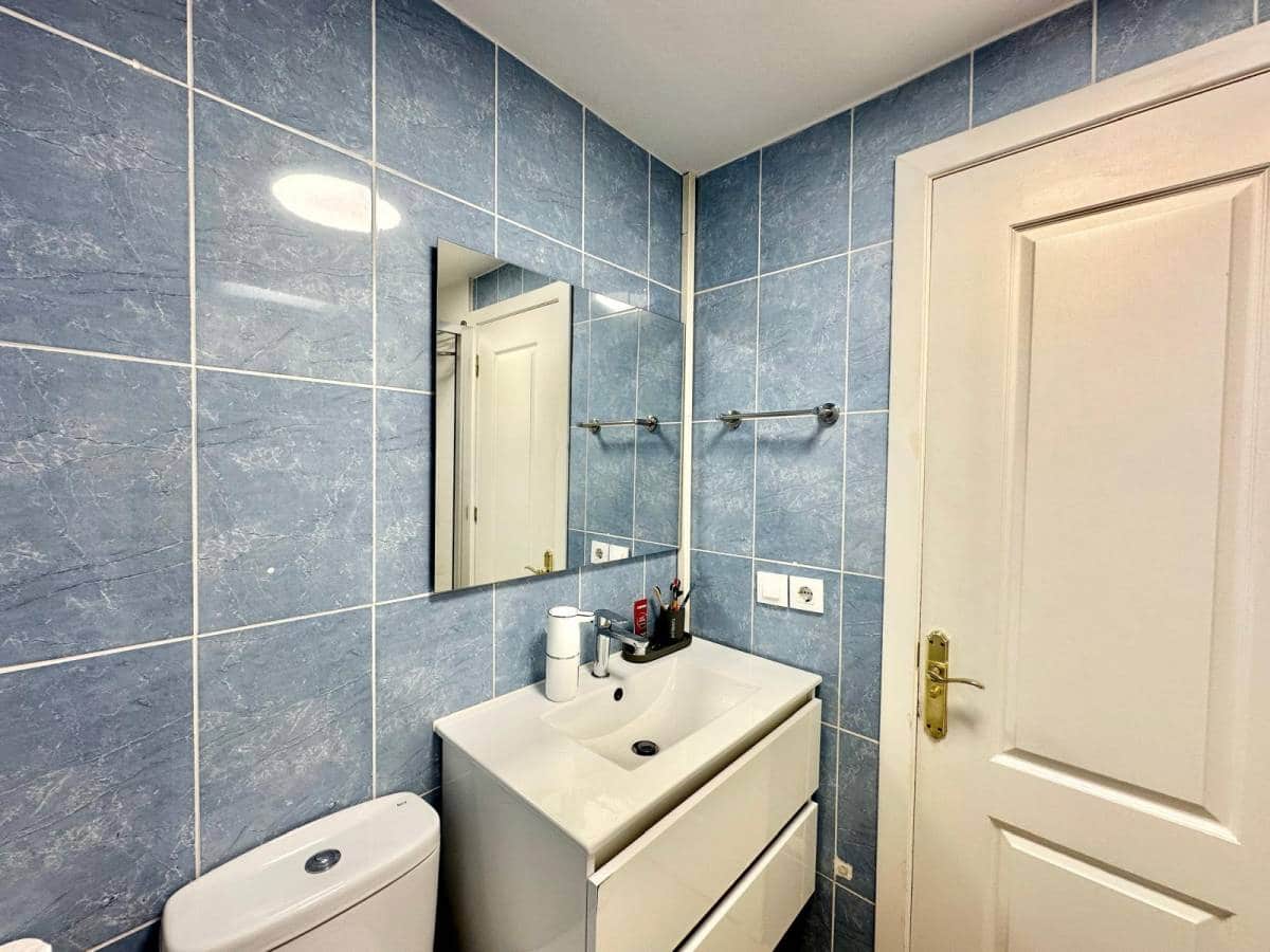 Apartamento de 2 habitaciones en Los Cristianos en venta - 369.000 € (Ref: 9199840)